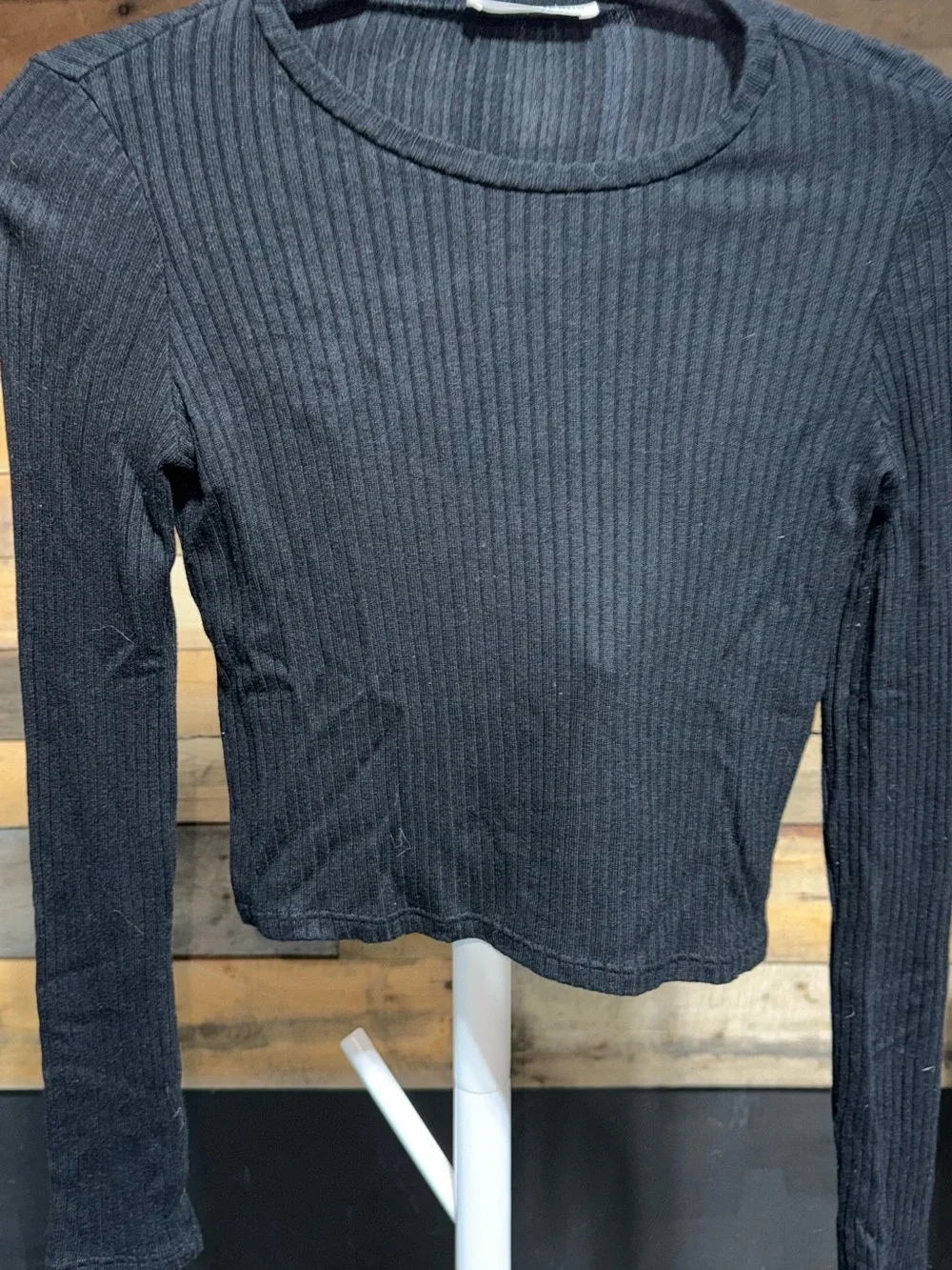 Reformation Black Ribbed Long-Sleeve Crop Top Small